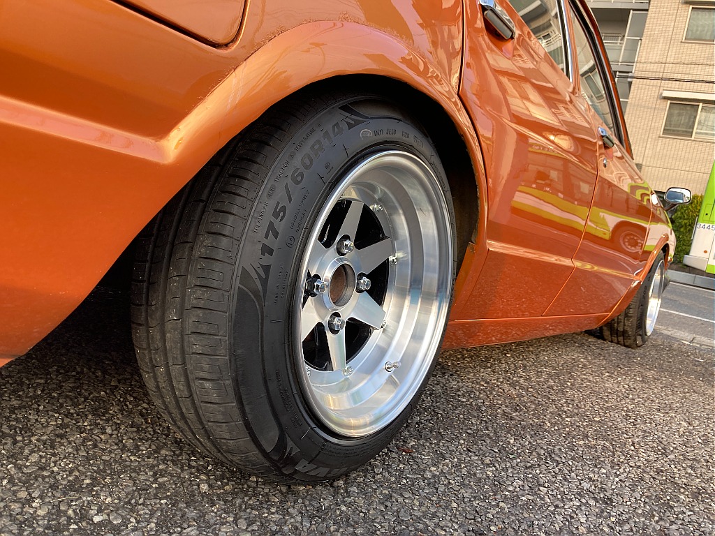 トヨタ チェイサー　4ドア(14枚目)