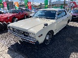 日産 グロリア　4ドアハードトップ(9枚目)