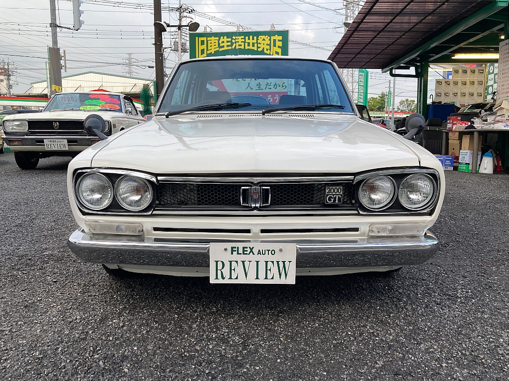 日産 スカイライン　4ドア(8枚目)