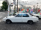 日産 スカイライン　4ドア(10枚目)