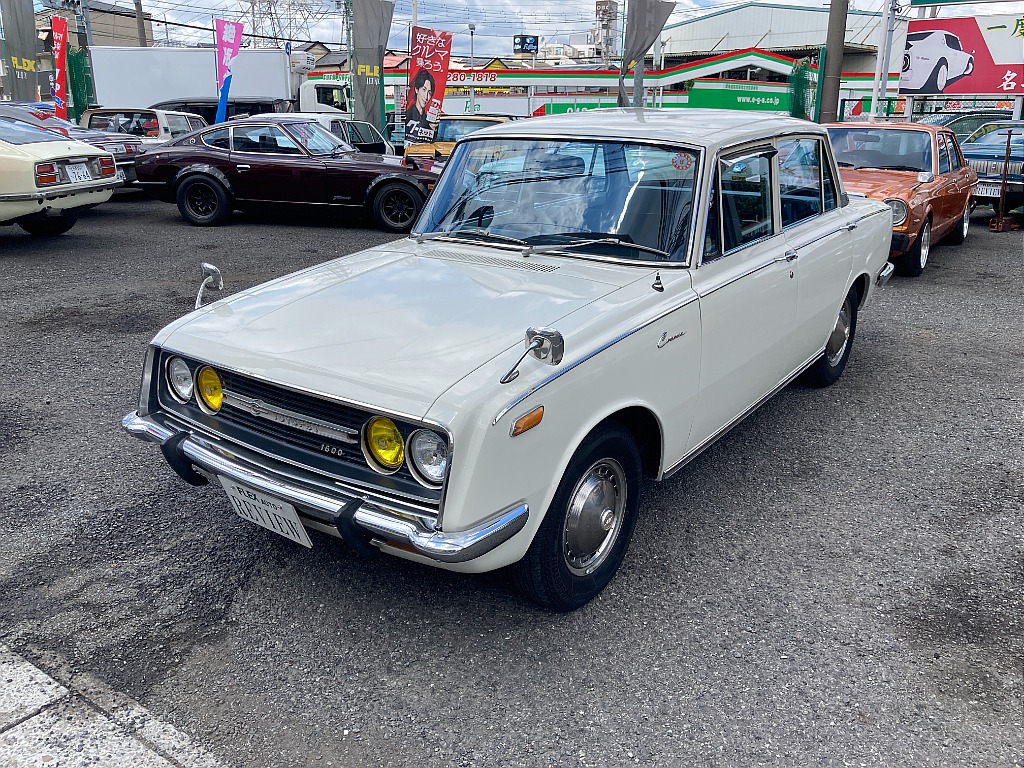 トヨタ コロナ(9枚目)