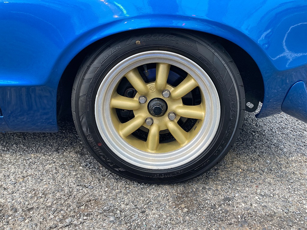 日産 サニー　4ドアセダン(7枚目)