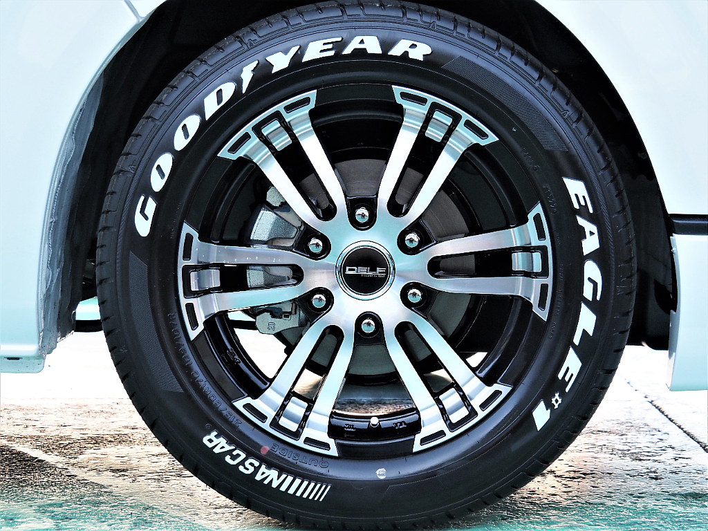 ＦＬＥＸ１７インチアルミホイール×ＧＯＯＤＹＥＡＲ１７インチナスカータイヤ♪