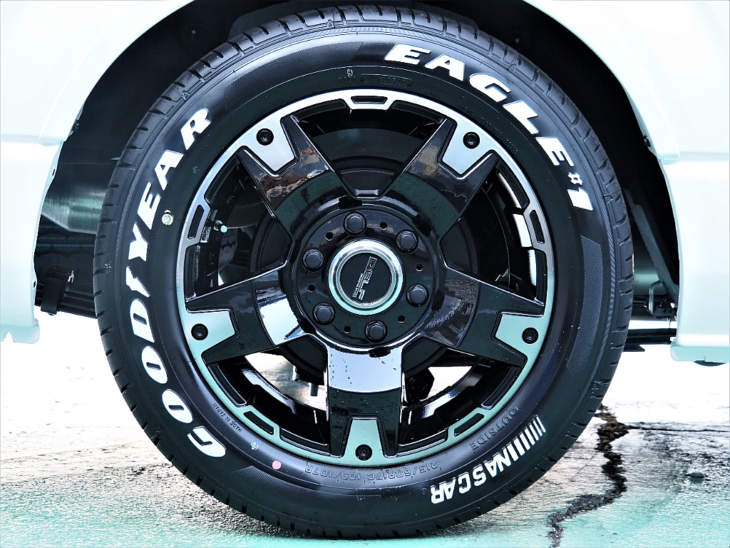 ＦＬＥＸ１７インチアルミホイール×ＧＯＯＤＹＥＡＲ１７インチナスカータイヤ♪