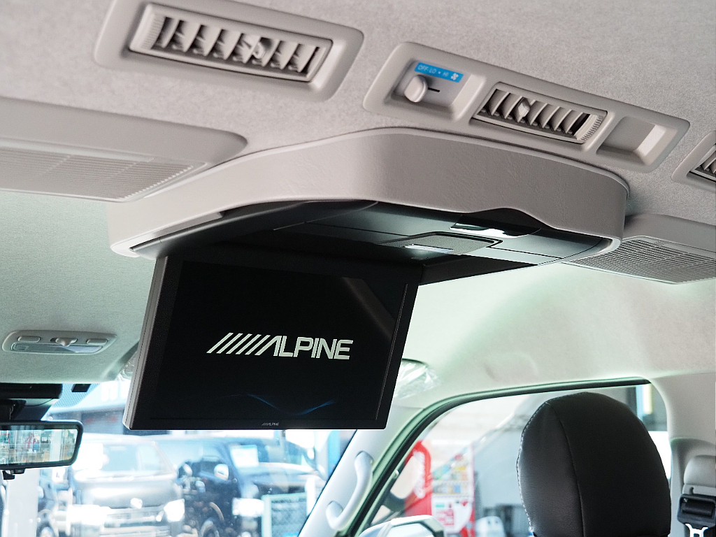 ＡＬＰＩＮＥ製１２．８インチフリップダウンモニター♪