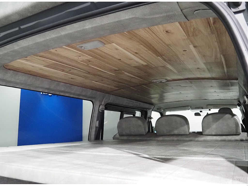 トヨタ ハイエースバン(31枚目)