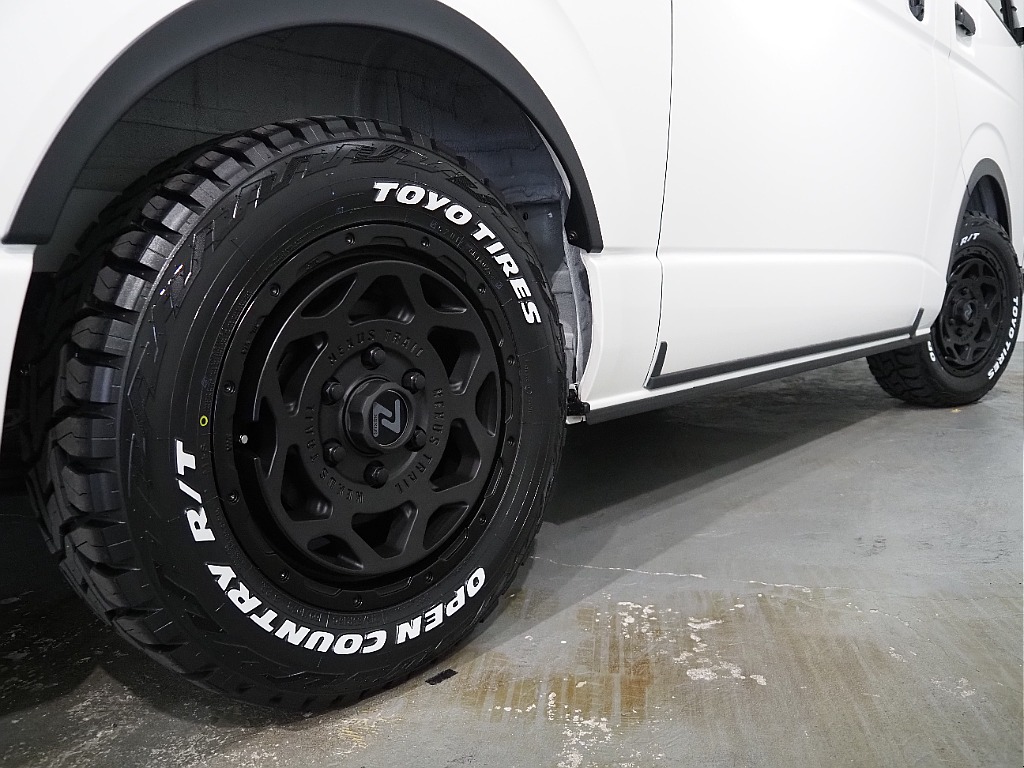 【登録済未使用車】　R7年式　パワスラ付きダークプライムⅡ　ディーゼル4WD　ブラックエディション