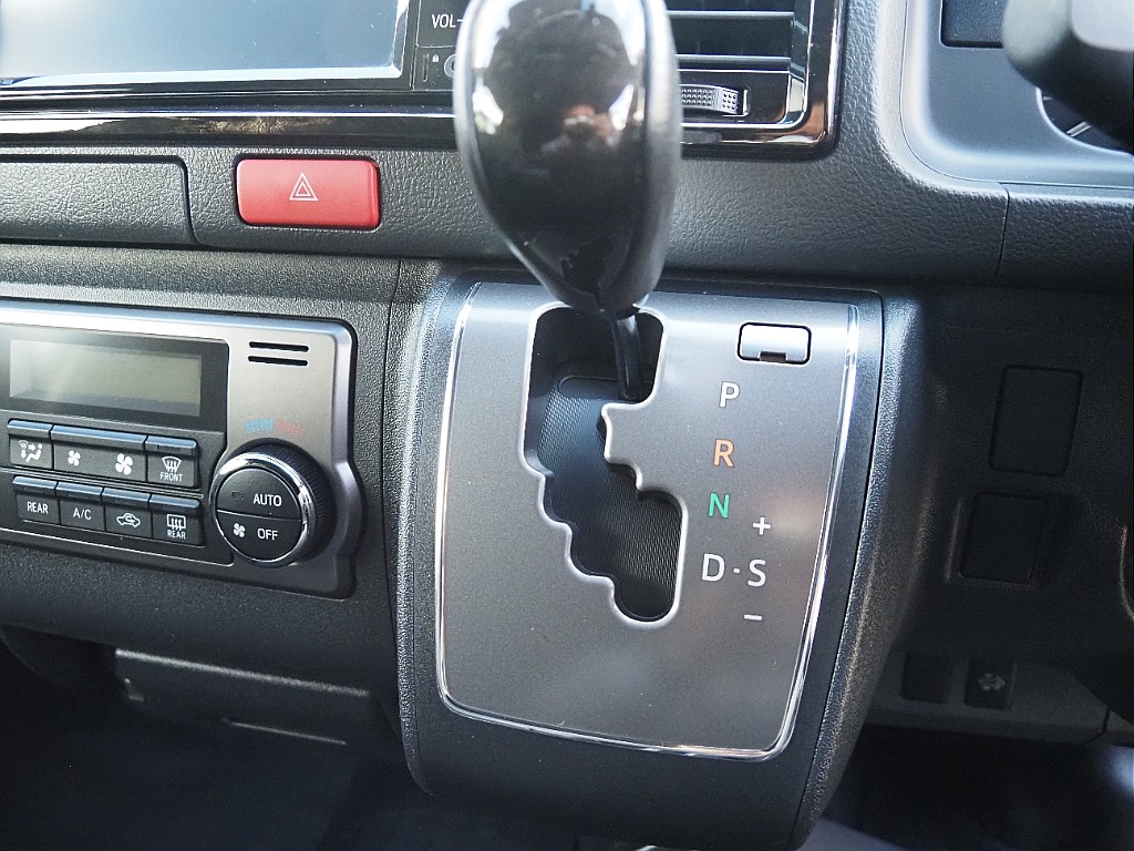 【オフロード/R3年DRAKPRIMEⅡディーゼル4WD】人気のオフロードカスタム♪