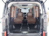 ★お待たせいたしました★ハイエース名古屋店/待望のデリカD：5デモカー！特別使用車BLACK　Edition