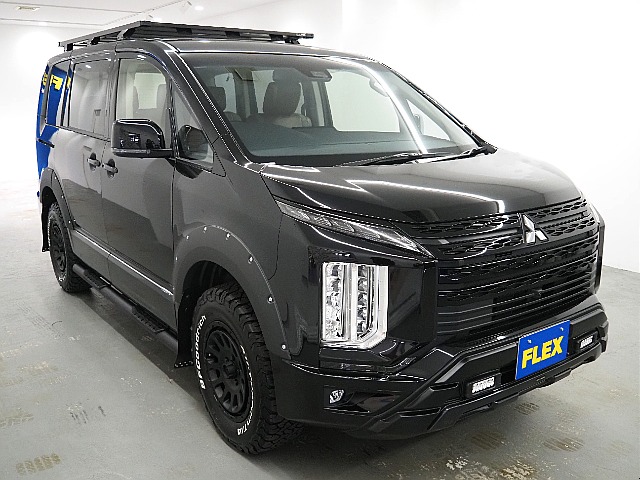 ★お待たせいたしました★ハイエース名古屋店/待望のデリカD：5デモカー！特別使用車BLACK　Edition