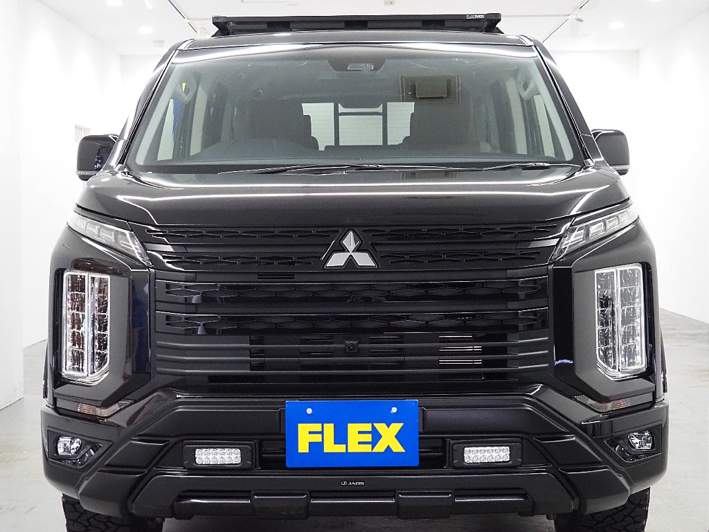 ★お待たせいたしました★ハイエース名古屋店/待望のデリカD：5デモカー！特別使用車BLACK　Edition