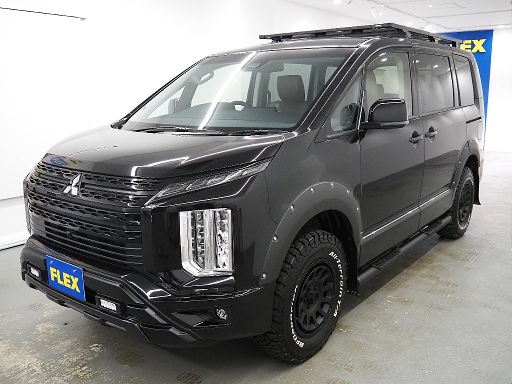 ★お待たせいたしました★ハイエース名古屋店/待望のデリカD：5デモカー！特別使用車BLACK　Edition