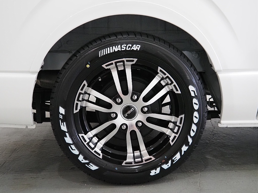 【新型未使用車/R7年DARKPRME S ディーゼル2WD】希少なベース車両♪