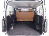 トヨタ ハイエースバン(3枚目)
