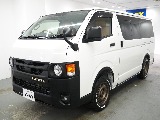 トヨタ ハイエースバン(7枚目)