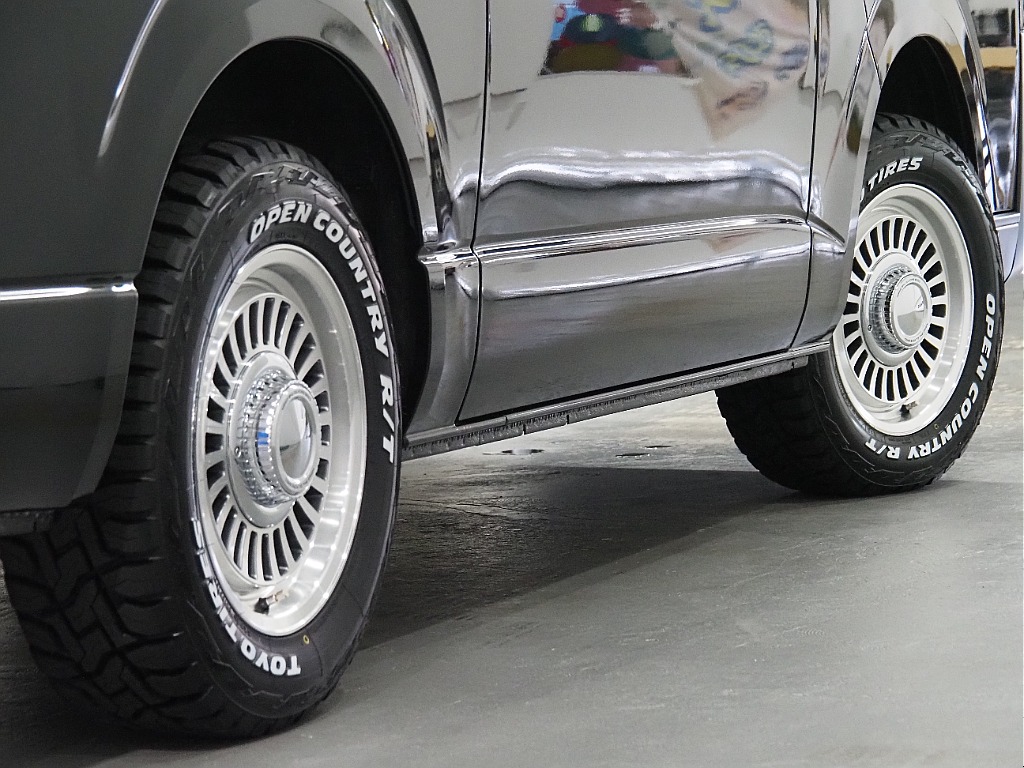 【R7年/Renoca Coast Lines/ディーゼル4WD/スーパーGL】クラシカルな見た目で仕上がった1台♪