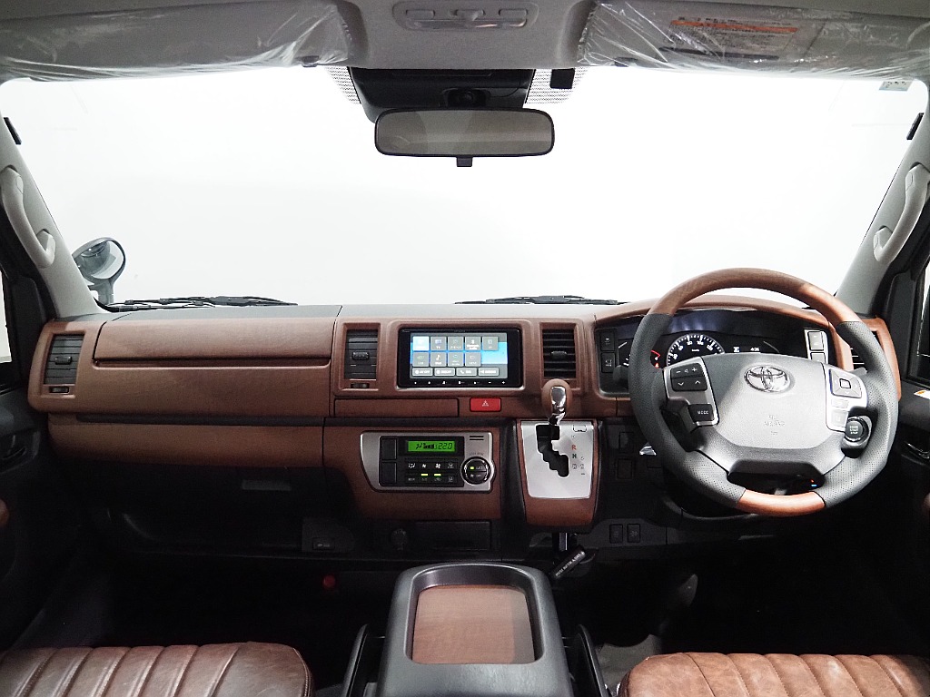 【R7年/Renoca Coast Lines/ディーゼル4WD/スーパーGL】クラシカルな見た目で仕上がった1台♪