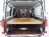トヨタ ハイエースバン(3枚目)