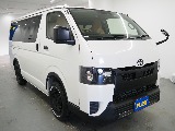 トヨタ ハイエースバン(5枚目)