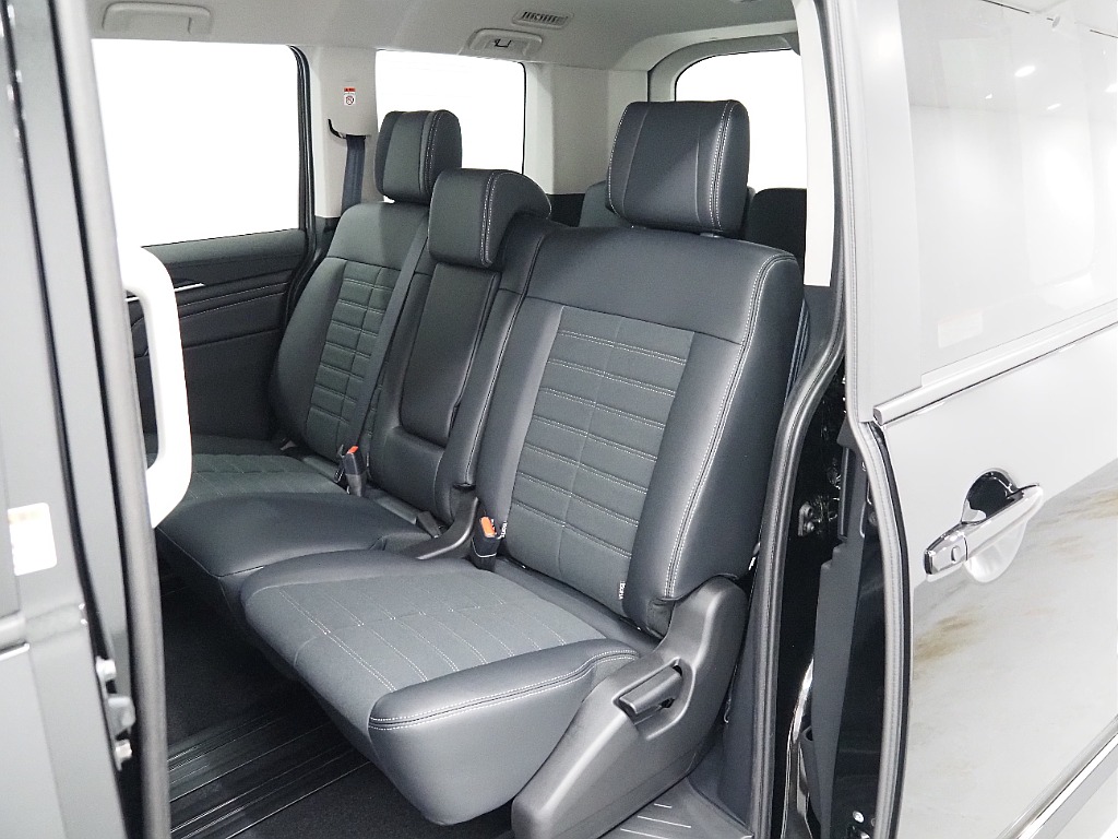 【FLEX DELICA/新車D5ディーゼルターボ2.2L/CHAMONIX】他を圧倒する力強さ..内外装フルカスタム♪