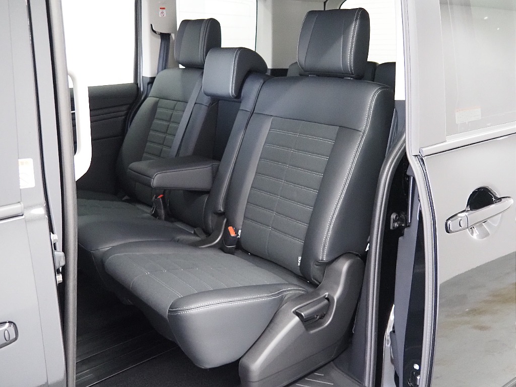 【FLEX DELICA/新車D5ディーゼルターボ2.2L/CHAMONIX】他を圧倒する力強さ..内外装フルカスタム♪