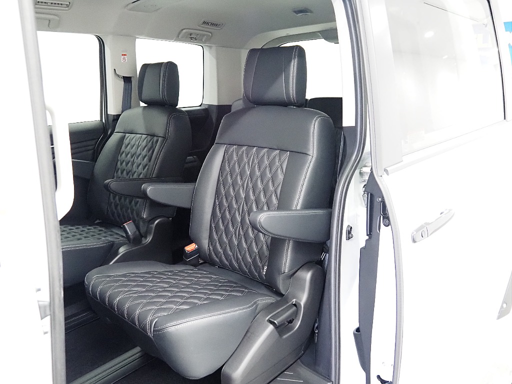 【FLEX DELICA/新車D5ディーゼルターボ2.2L/ブラックエディション】BIGX11ナビ　アルミホイール　タイヤ♪【全国納車可能】