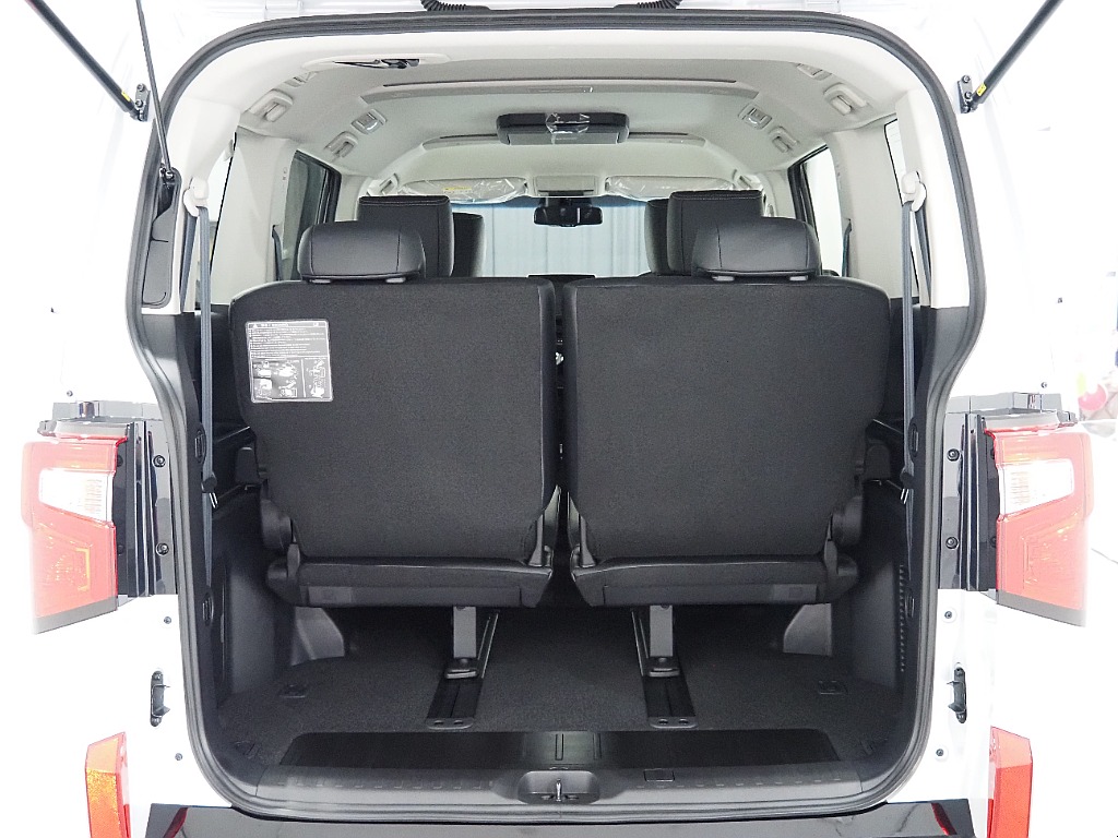 【FLEX DELICA/新車D5ディーゼルターボ2.2L/ブラックエディション】内外装フルカスタム♪