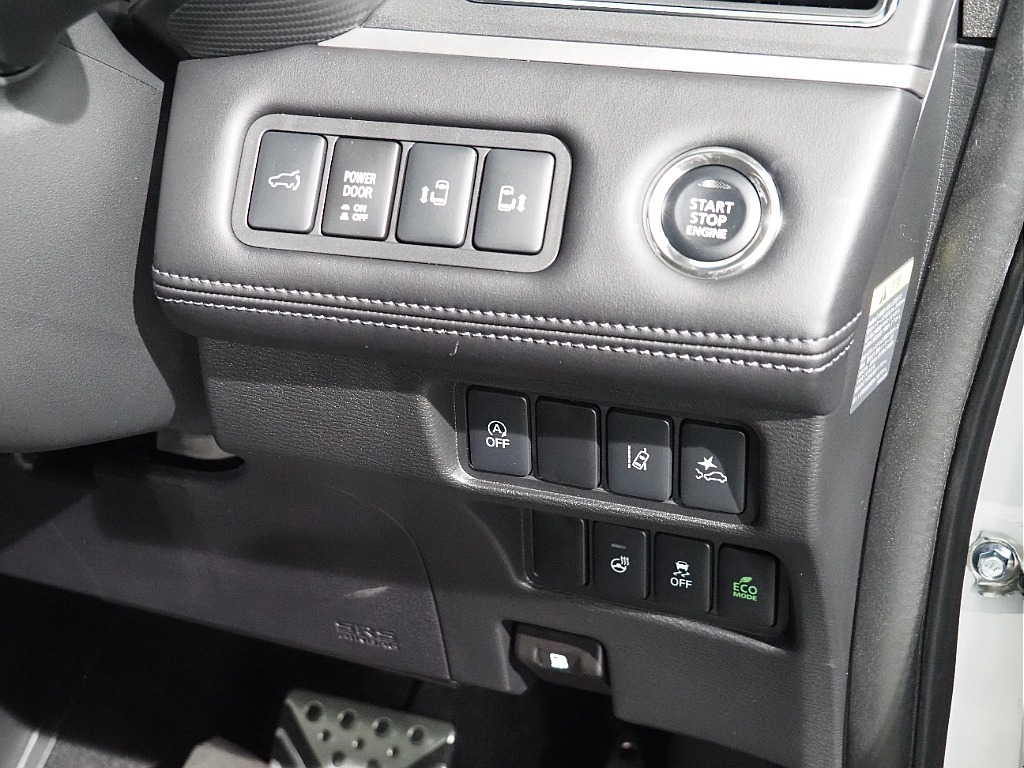 【FLEX DELICA/新車D5ディーゼルターボ2.2L/ブラックエディション】内外装フルカスタム♪