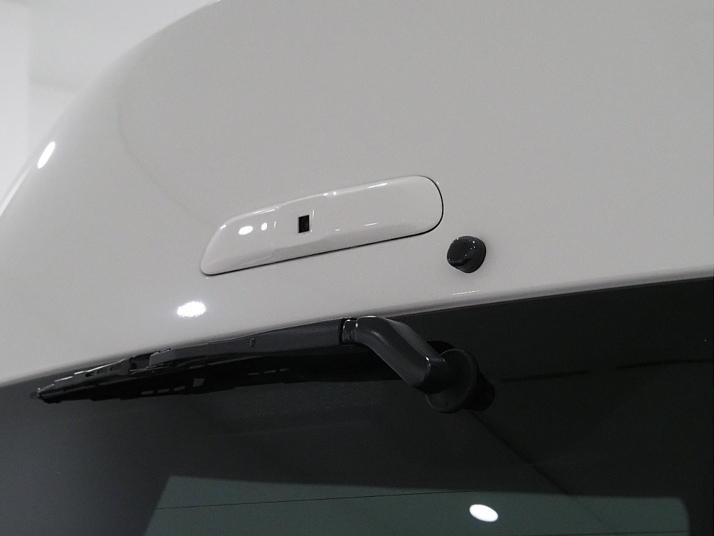 【MOBY　DICK　NH0１ ガソリン２WD　キャンピングカー】内外装共にFLEXパーツが盛りだくさん♪