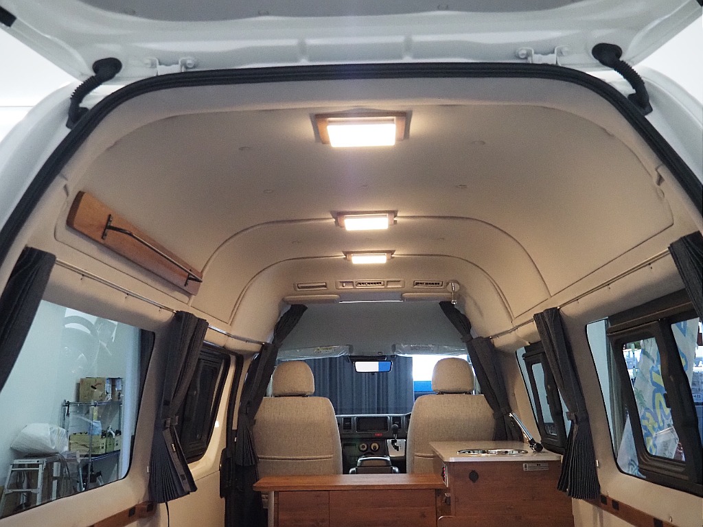 FLEXオリジナルキャンピングカーMOBYDICKNH-TYPEⅡガソリン２WDモデル入庫致しました。