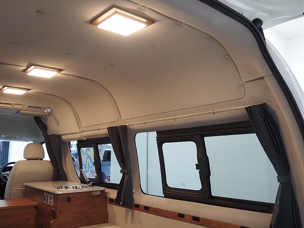 FLEXオリジナルキャンピングカーMOBYDICKNH-TYPEⅡガソリン２WDモデル入庫致しました。