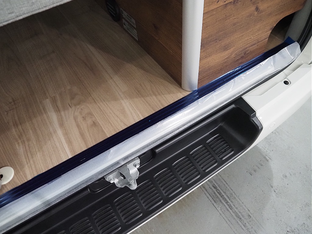 FLEXオリジナルキャンピングカーMOBYDICKNH-TYPEⅡガソリン２WDモデル入庫致しました。