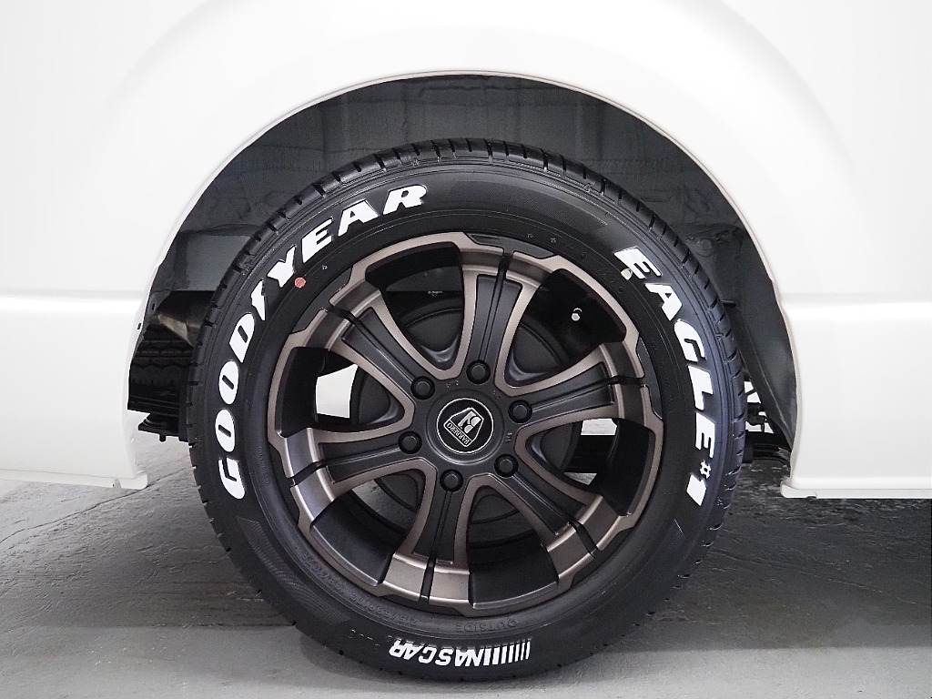 【MOBY　DICK　NH02 ディーゼル4WD　キャンピングカー】内外装共にFLEXパーツが盛りだくさん♪