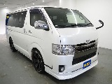 トヨタ ハイエースバン(5枚目)