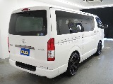 トヨタ ハイエースバン(8枚目)