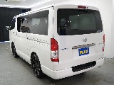 トヨタ ハイエースバン(9枚目)