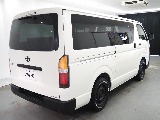 トヨタ ハイエースバン(8枚目)