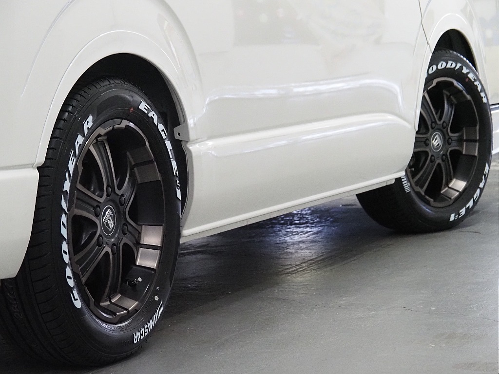 【MOBY　DICK　NH0１ ディーゼル4WD　キャンピングカー】内外装共にFLEXパーツが盛りだくさん♪