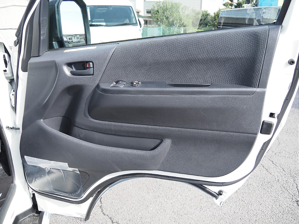 【MOBY　DICK　NH0１ ディーゼル4WD　キャンピングカー】内外装共にFLEXパーツが盛りだくさん♪