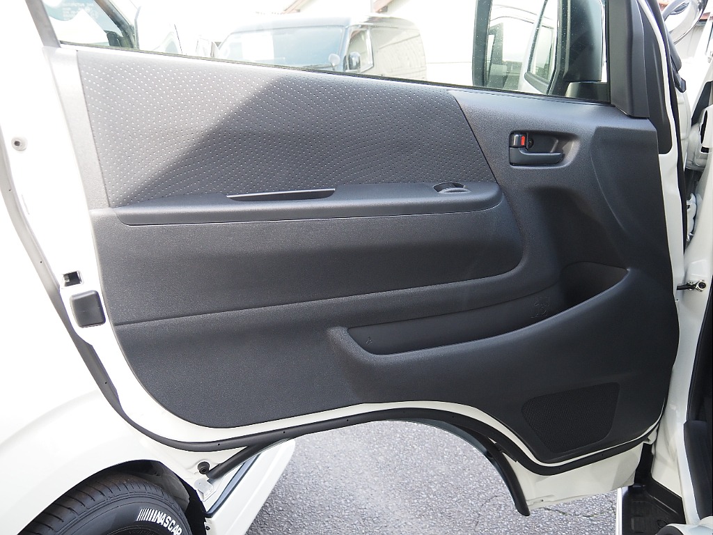 【MOBY　DICK　NH0１ ディーゼル4WD　キャンピングカー】内外装共にFLEXパーツが盛りだくさん♪