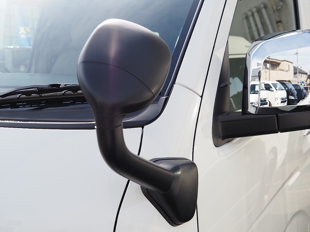 【MOBY　DICK　NH0１ ディーゼル4WD　キャンピングカー】内外装共にFLEXパーツが盛りだくさん♪