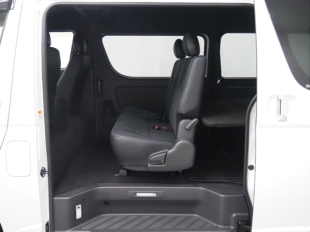 【R5年/7型/ワイドバンディーゼル2WD/両側パワースライドドア】高年式＆低走行の1台か完成♪