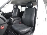 【H28年式/3.0Lディーゼルターボ/4WD/両側小窓付き】安心のディーゼル4WDに新品AWを装着♪