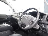 【H28年式/3.0Lディーゼルターボ/4WD/両側小窓付き】安心のディーゼル4WDに新品AWを装着♪