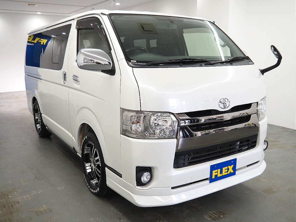 【H28年式/3.0Lディーゼルターボ/4WD/両側小窓付き】安心のディーゼル4WDに新品AWを装着♪