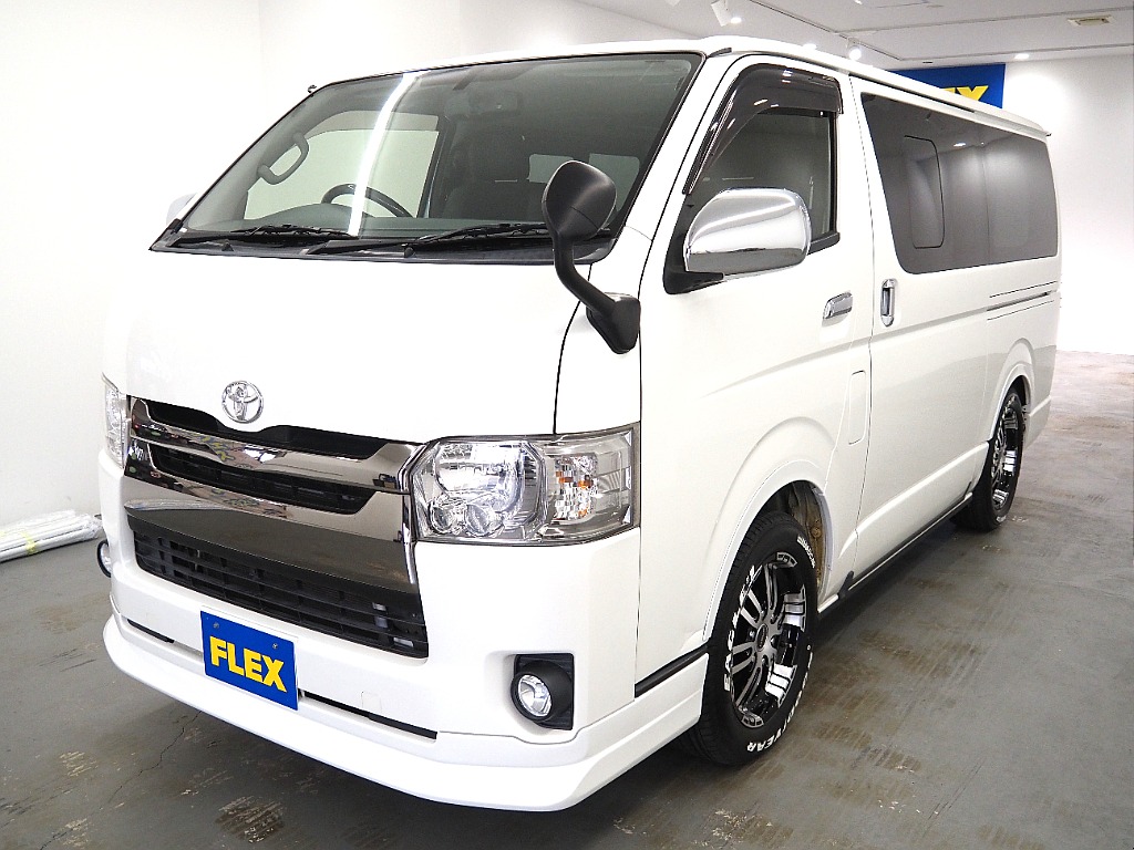 【H28年式/3.0Lディーゼルターボ/4WD/両側小窓付き】安心のディーゼル4WDに新品AWを装着♪