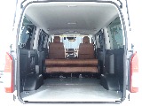 【R4年式/ディーゼル2WD/ハイエースバン/両側小窓付き】6型ベースのオフロードPKG♪
