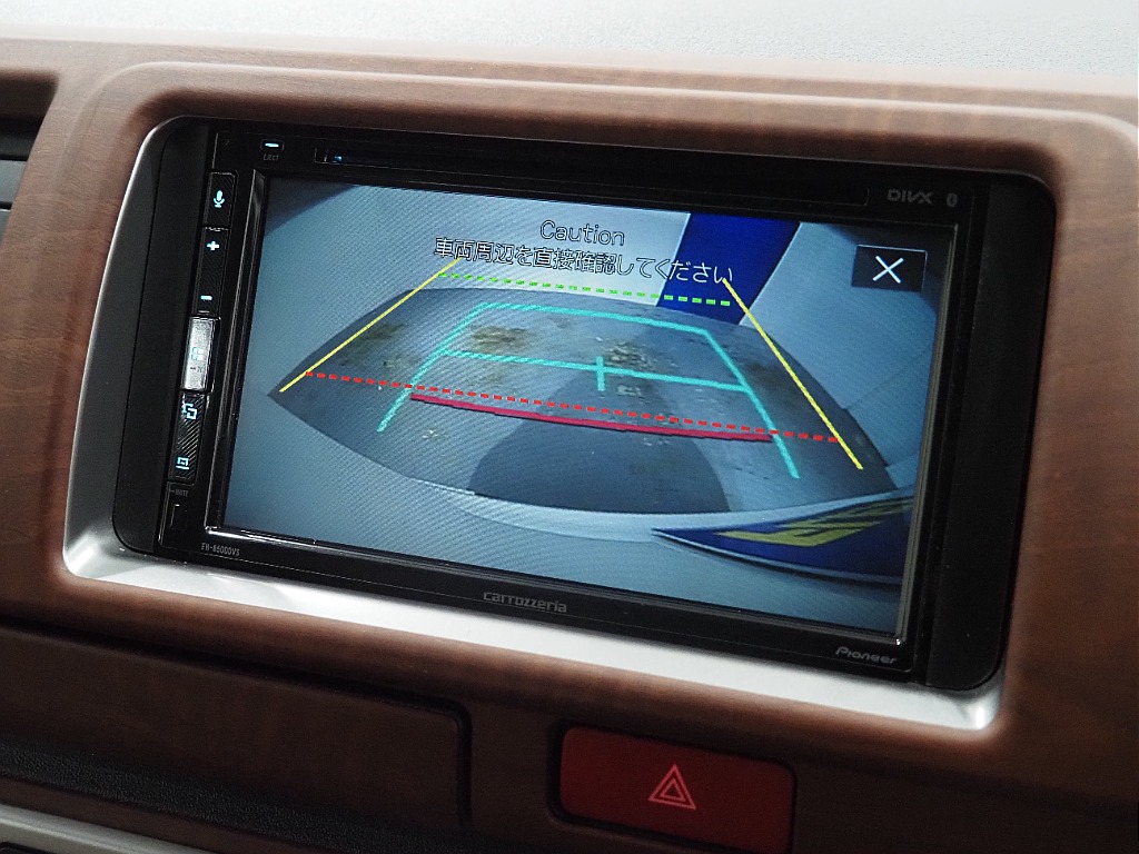 【R4年式/ディーゼル2WD/ハイエースバン/両側小窓付き】6型ベースのオフロードPKG♪