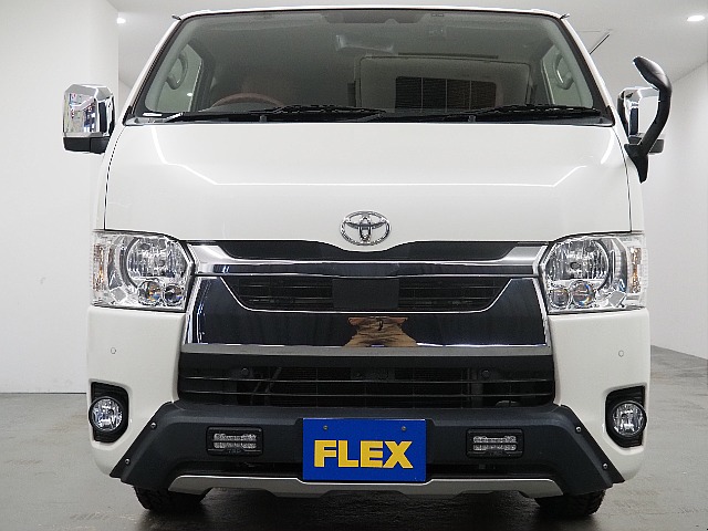 【R4年式/ディーゼル2WD/ハイエースバン/両側小窓付き】6型ベースのオフロードPKG♪
