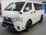 【R4年式/ディーゼル2WD/ハイエースバン/両側小窓付き】6型ベースのオフロードPKG♪